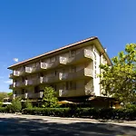 Hotel Parco Dei Pini - 100mt Dal Mare