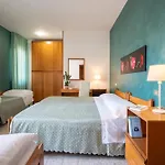 Hotel Parco Dei Pini - 100mt Dal Mare Follonica