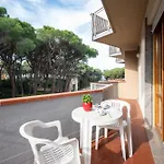 Hotel Parco Dei Pini - 100mt Dal Mare 3*