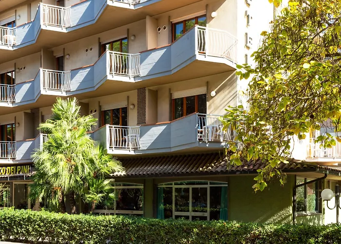 Parco Dei Pini - 100mt Dal Mare 폴로니카