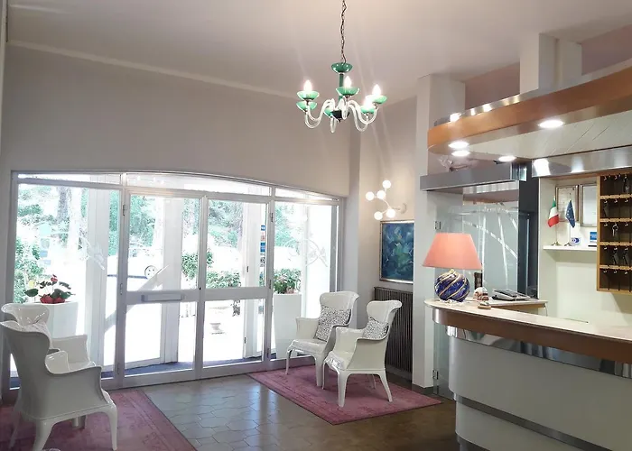 Parco Dei Pini - 100mt Dal Mare 호텔