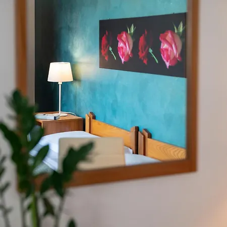 Hotel Parco Dei Pini - 100mt Dal Mare 3*