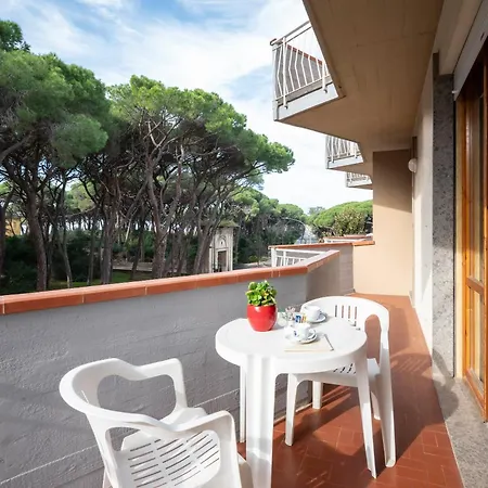 Hotel Parco Dei Pini - 100mt Dal Mare 3*