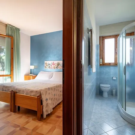 Parco Dei Pini - 100mt Dal Mare Hotel 3*