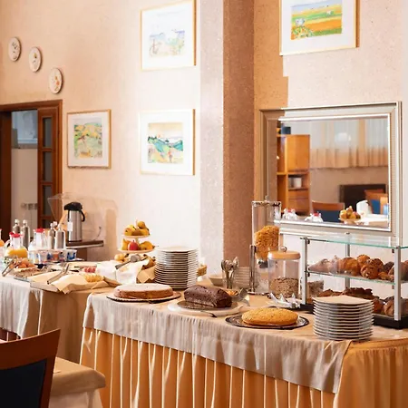 Parco Dei Pini - 100mt Dal Mare 3* Follonica