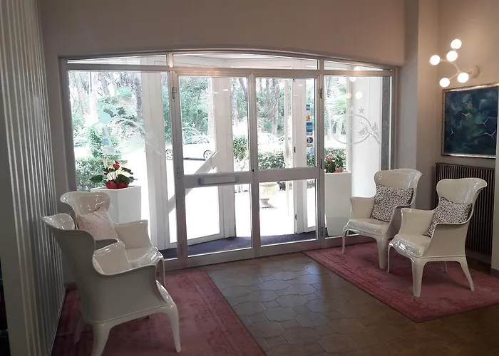 Parco Dei Pini - 100mt Dal Mare Otel